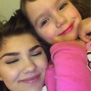 Meet your Posher, Abby